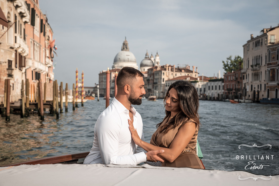 La proposta di matrimonio perfetta su una gondola a Venezia Fidanzamento in Italia
