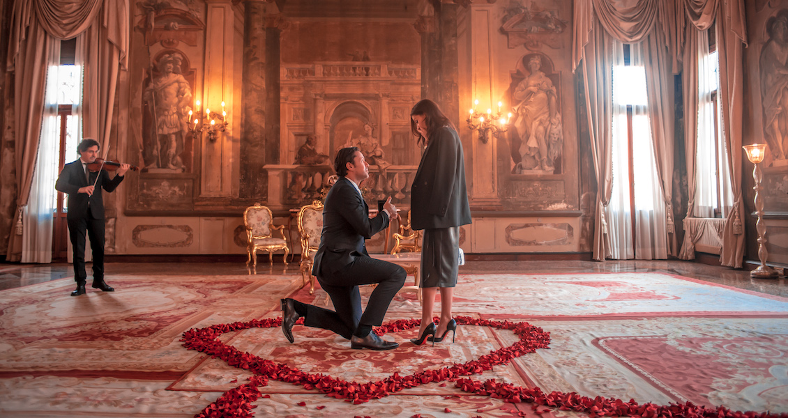 Alexander Proposta di Matrimonio