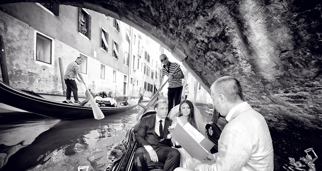 Matrimonio in gondola a Venezia – Cerimonia in gondola a Venezia