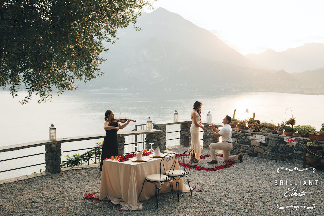 Proposta di matrimonio romantica sul lago di Como
