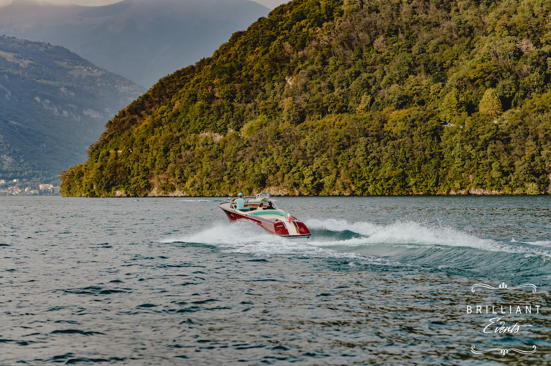 Tour in yacht di lusso sul Lago di Como