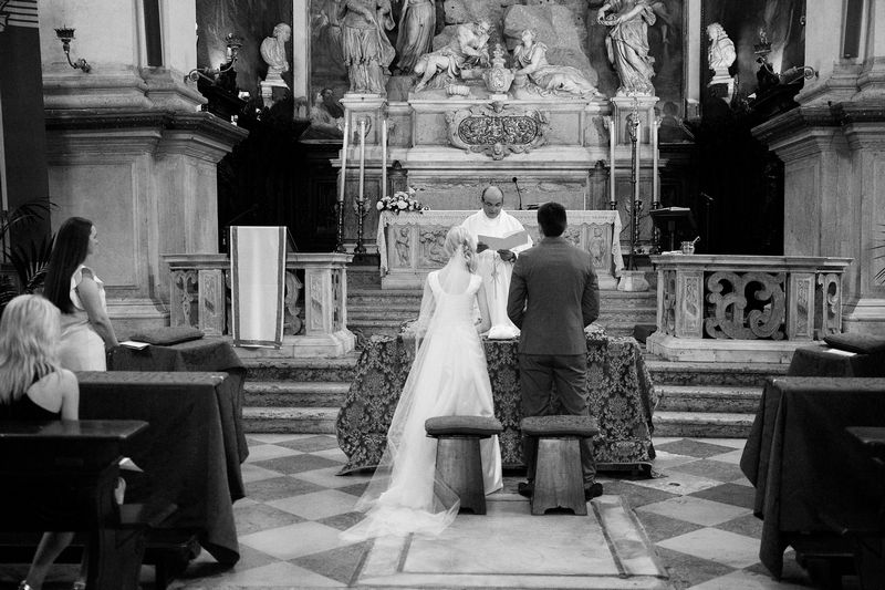 013-matrimonio-cerimonia-chiesa-san-moise-venezia