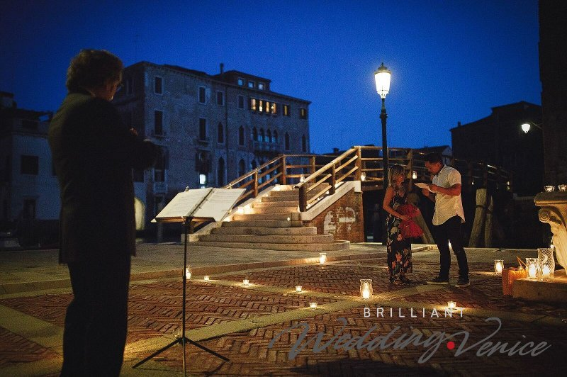 003 romantic proposal in venice