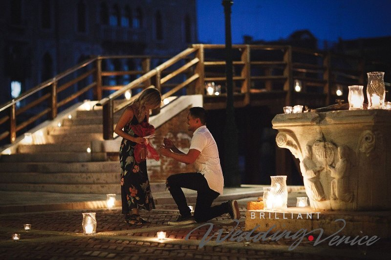 004 romantic proposal in venice