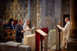 013-sposarsi-basilica-san-marco-altare-laterale-venezia