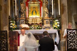 025-sposarsi-basilica-san-marco-altare-laterale-venezia